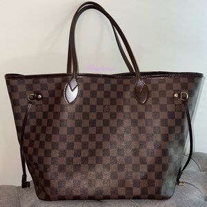 Checkered MM Tote EUC